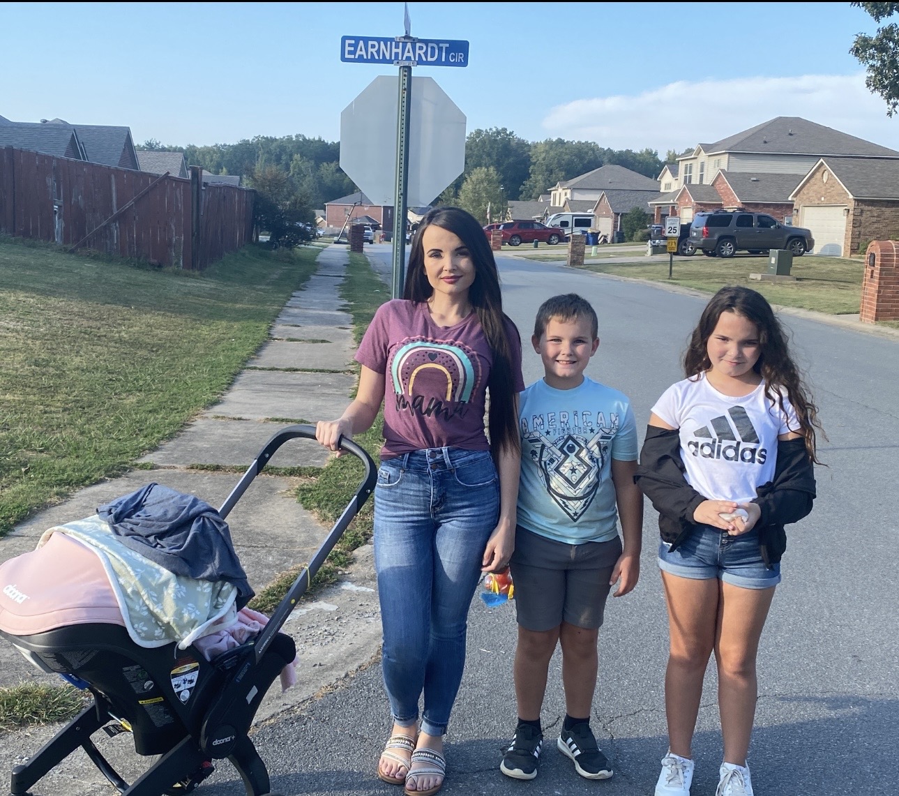 Mom and kids on a neighborhood walk in Central Arkansas